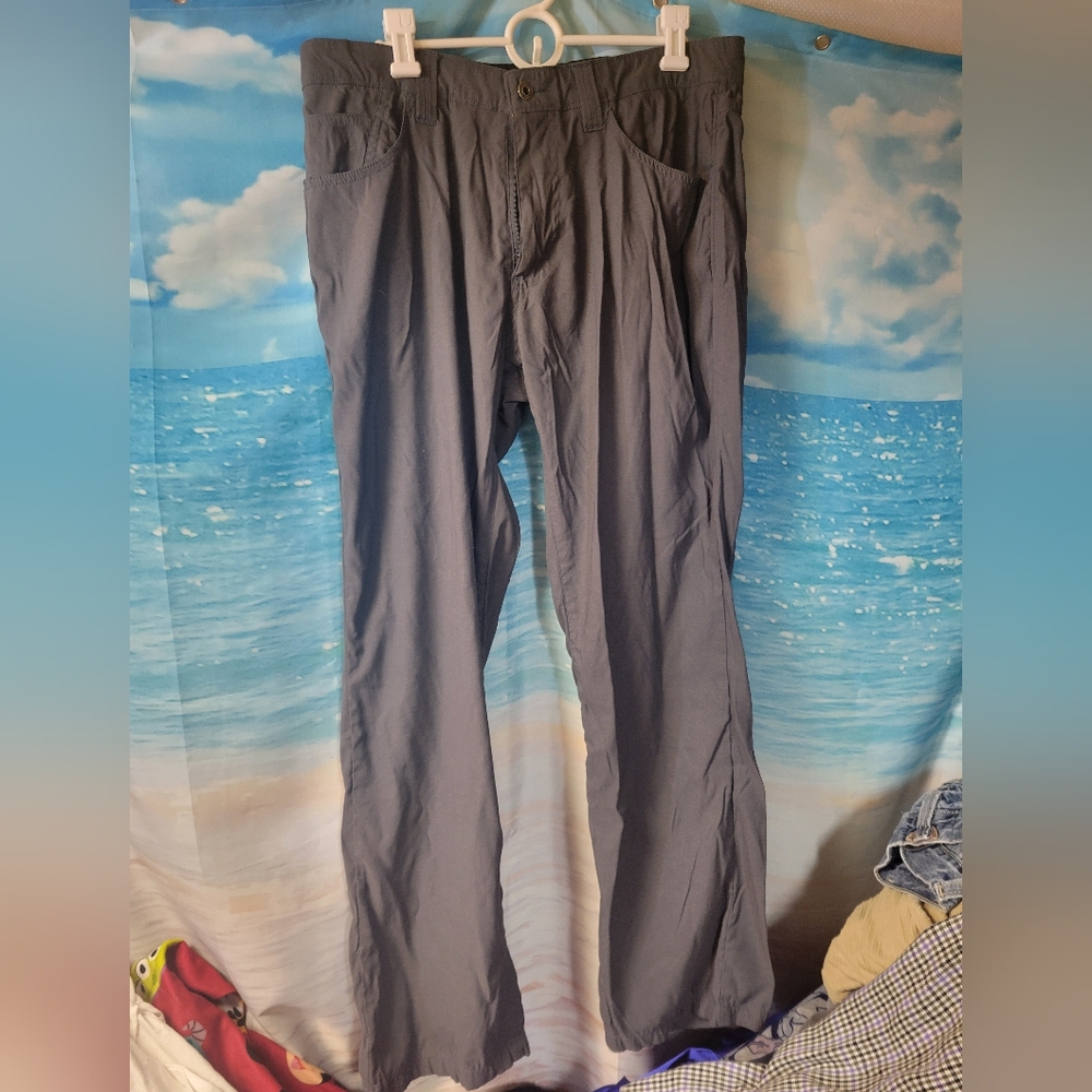 Eddie Bauer Mens Nylon Hiking Pants Size 34/30 Gray Color